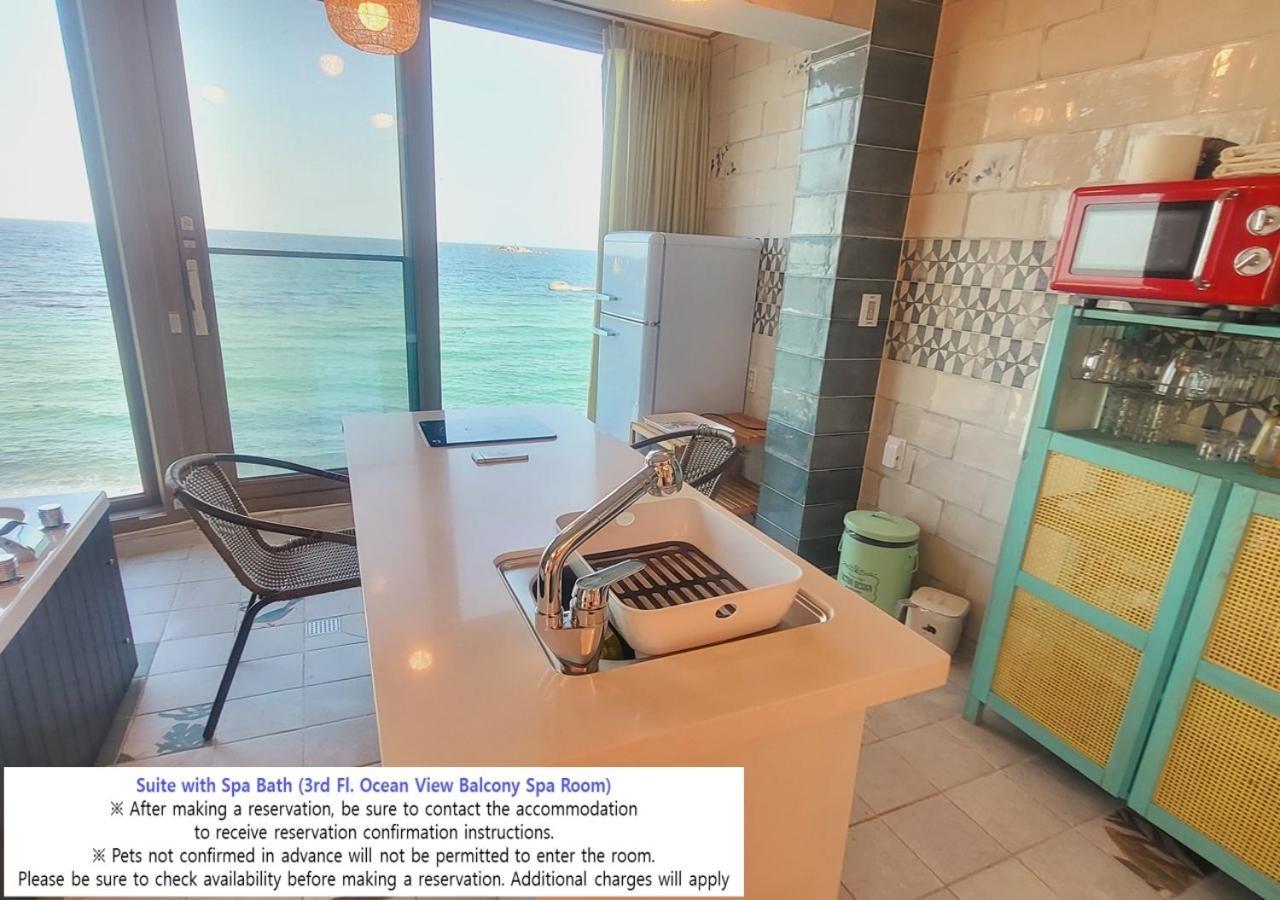 Seaside Pension Goseong  Exterior photo